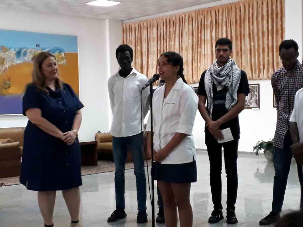 Pastores por la Paz visitan la Escuela Latinoamericana de Medicina 