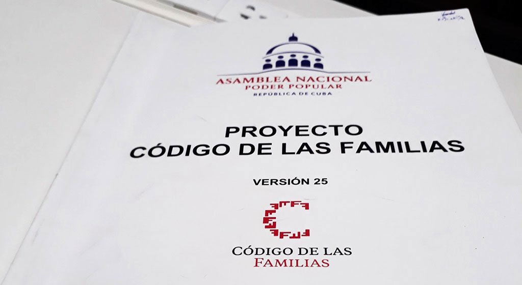 Analizan diputados dictamen del proyecto de Ley Código de las Familias