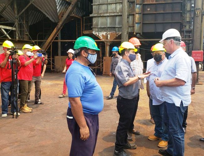Reconoce Presidente cubano consagración de los trabajadores de la Termoeléctrica de Nuevitas