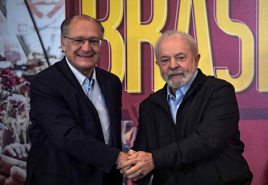 Lula  junto a su compañero de fórmula, Geraldo Alckmin