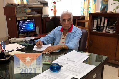 Robertico 60 años en la Industria Azucarera y va por más