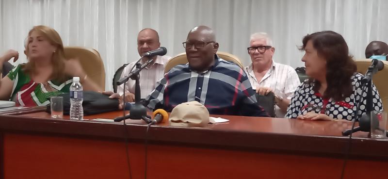 Valdés Mesa: El autoabastecimiento municipal no se puede quedar en papeles o reuniones