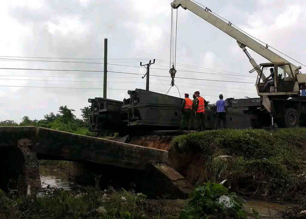 Pinar del Río: Sustituyen puente colapsado en el municipio San Luis