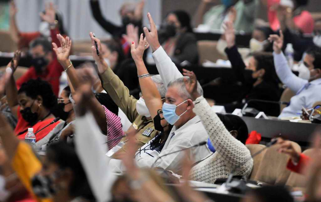 Diputados cubanos destacan trascendencia de los debates en la Asamblea Nacional