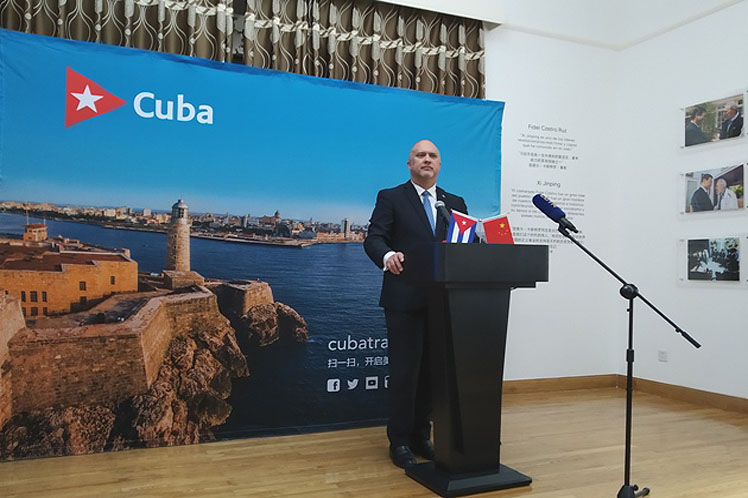 Agradece Cuba postura de China ante medida discriminatoria de Estados Unidos