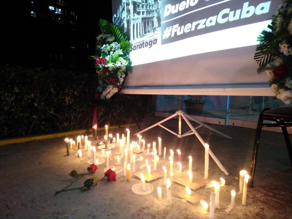 Cubanos en Venezuela se suman al tributo a víctimas del accidente en el Hotel Saratoga