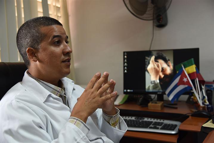 Doctor Michael Cabrera Laza, director de la Unidad Central de Cooperación Médica Cubana. 