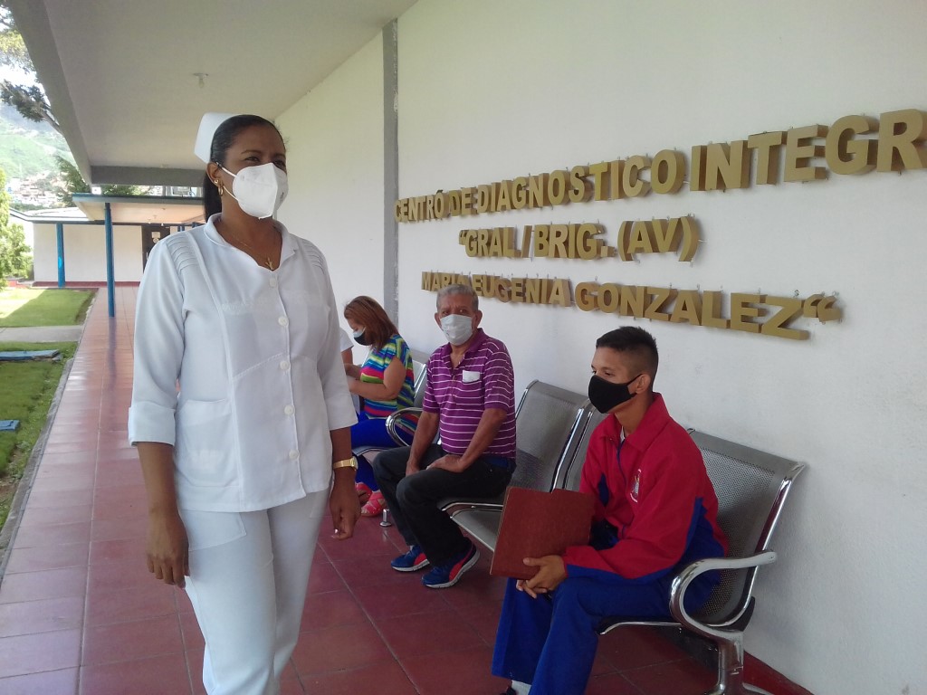 Enfermeras cubanas constituyen mayoría entre los cooperantes cubanos en Venezuela