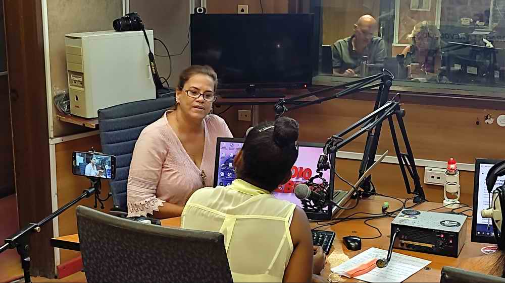 https://www.radiorebelde.cu/images/images/2022/noviembre/comparece-funcionaria-mtss-cuba-hr-radiorebelde-cuba-foto-aleabadia-01.jpg