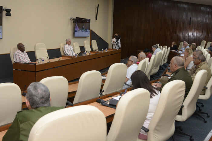 Evalúa Díaz-Canel la recuperación de Pinar del Río