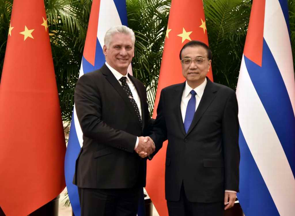 El Presidente cubano se reunió con el Primer Ministro chino Li Keqiang.