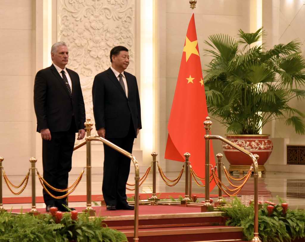 Miguel Díaz-Canel Bermúdez fue recibido por Xi Jinping, Secretario General del Partido Comunista Chino y Presidente de esta nación asiática