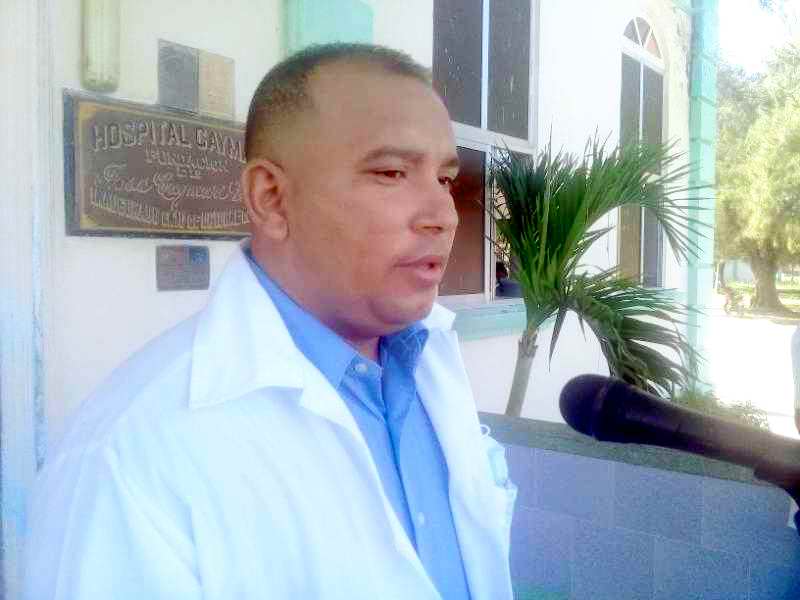 Doctor Alberto Damián García Guerra, director general del hospital