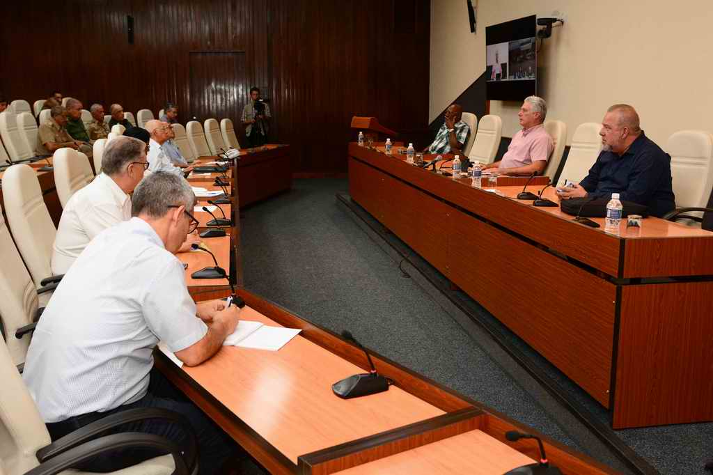 En la recuperación tras Ian: trabajar con eficiencia y prontitud