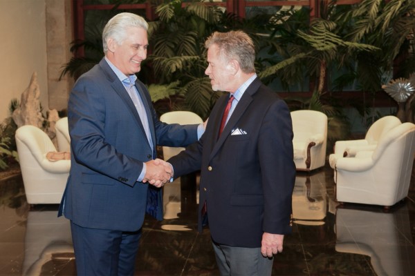 El presidente intercambió con los empresarios norteamericanos en un diálogo respetuoso y fraternal