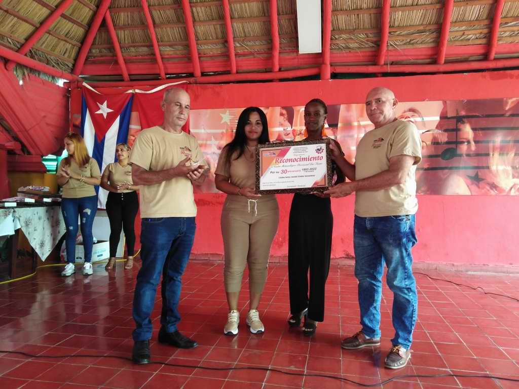 Reconocen calidad del colectivo del centro meteorológico en Las Tunas