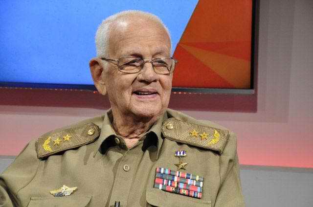 Falleció el Héroe de la República de Cuba, general de división de la reserva Antonio Enrique Lussón Batlle (+ Video)