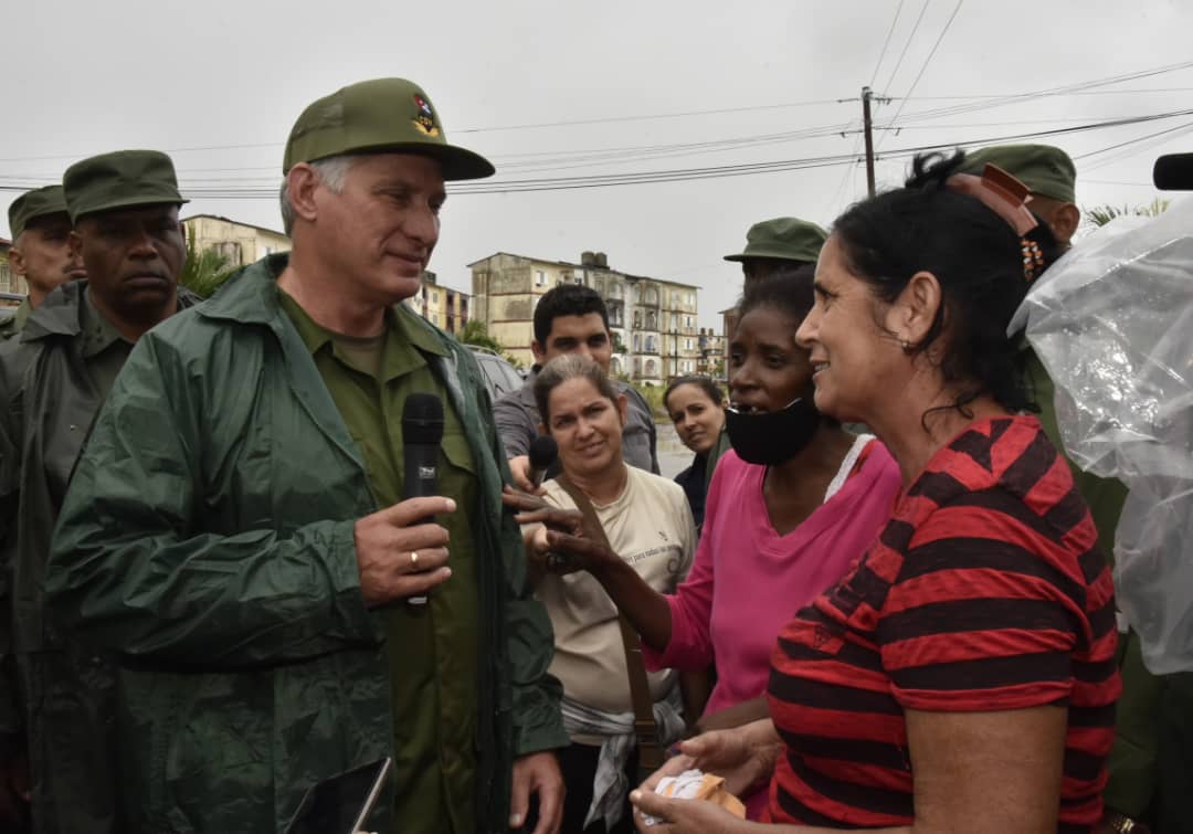 Díaz-Canel en Pinar del Río: «Hay que poner el pecho e irnos por encima de la adversidad»