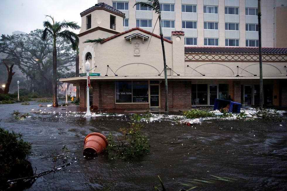 Golpea el huracán Ian la costa oeste de Florida