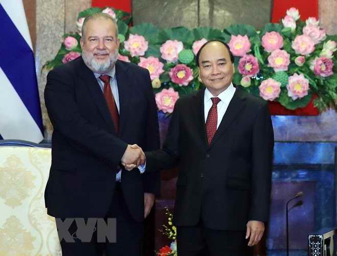 Presidente de Vietnam recibe al primer ministro cubano Manuel Marrero Cruz