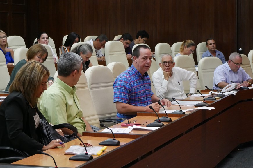 Portal Miranda dijo que por cinco semanas disminuye el número de casos de COVID-19 Portal Miranda dijo que por cinco semanas disminuye el número de casos de COVID-19