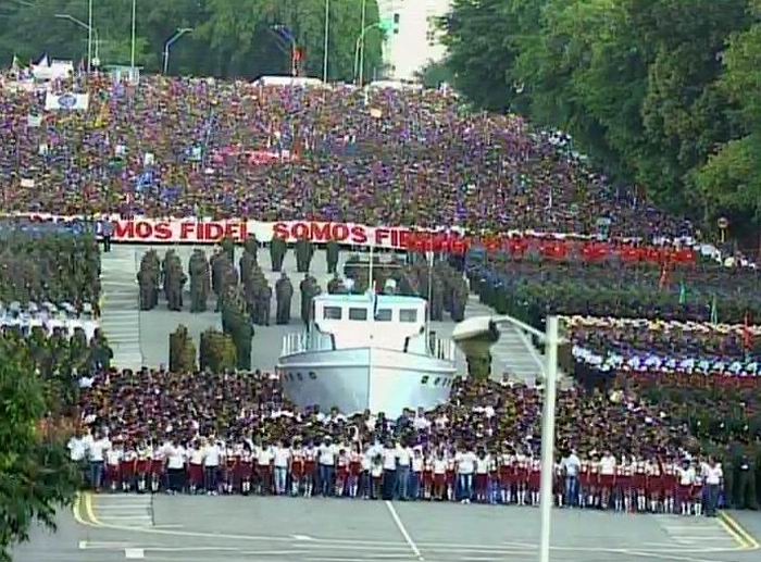 Pioneros Reviista y desfilde militar en Cuba 2 de enero 2017 Pioneros Reviista y desfilde militar en Cuba 2 de enero 2017