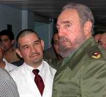 Visita de Fidel en el aniversario 25 del Hospital General Gustavo Alderegu&iacute;a Lima 