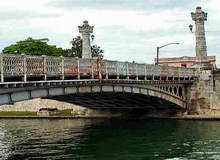 Puente Versalles