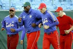 Entrenamiento del equipo Cuba al II Clásico de Béisbol - II Clásico Mundial de Béisbol 