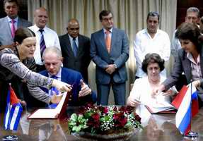 Apuestan Cuba y Rusia por mayor colaboraci&oacute;n econ&oacute;mica 