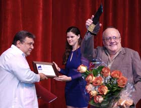 Confieren Premio Nacional de Econom&iacute;a 2008