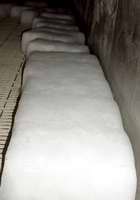 Moderna f&aacute;brica productora de hielo en Holgu&iacute;n, Cuba