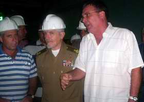 Comandante de la Revoluci&oacute;n, Ramiro Vald&eacute;s Men&eacute;ndez en Cienfuegos