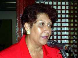 Ministra de Educaci&oacute;n Doctora Ena Elsa Vel&aacute;squez Coviella
