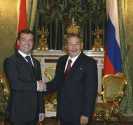 Presidente de Rusia, Dmitri Medvedev, y el de Cuba, Ra&uacute;l Castro