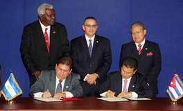 Restablecen relaciones diplom&aacute;ticas Cuba y El Salvador