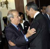 Positivo encuentro de Ricardo Alarc&oacute;n con Presidente de Guatemala