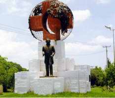 Monumento a Henry Dunant en Camagüey