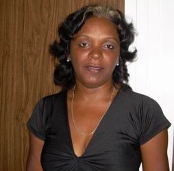 Surina Acosta Brooks, miembro del Consejo de Estado y Secretaria General de la FMC en Santiago de Cuba,