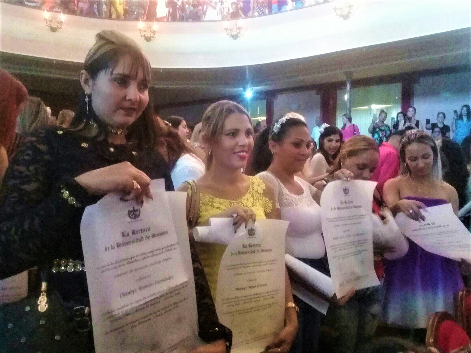 Aumenta número de profesionales granmenses para economía, producción y servicios