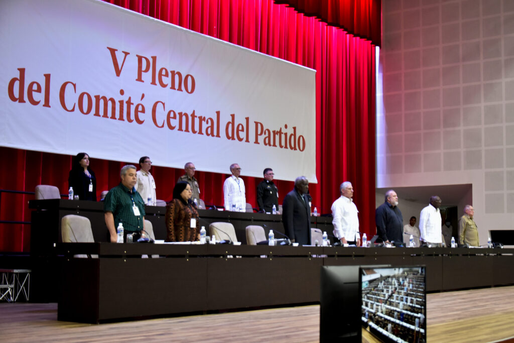 Inicia V Pleno del Comité Central del Partido
