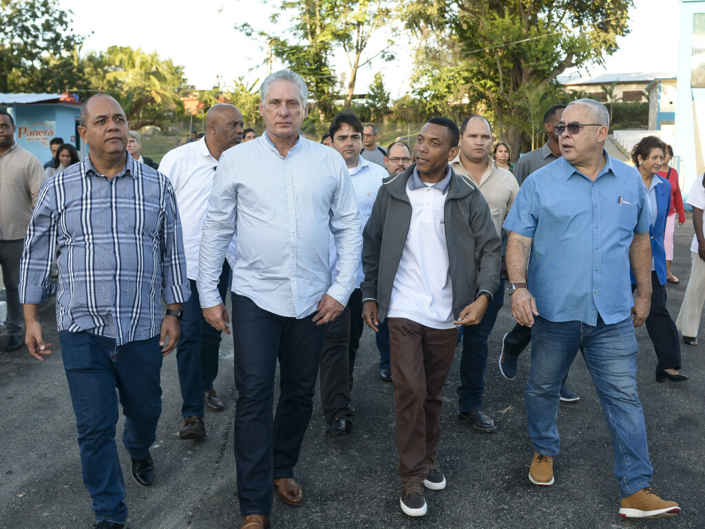 Resistir, crear, soñar y realizar