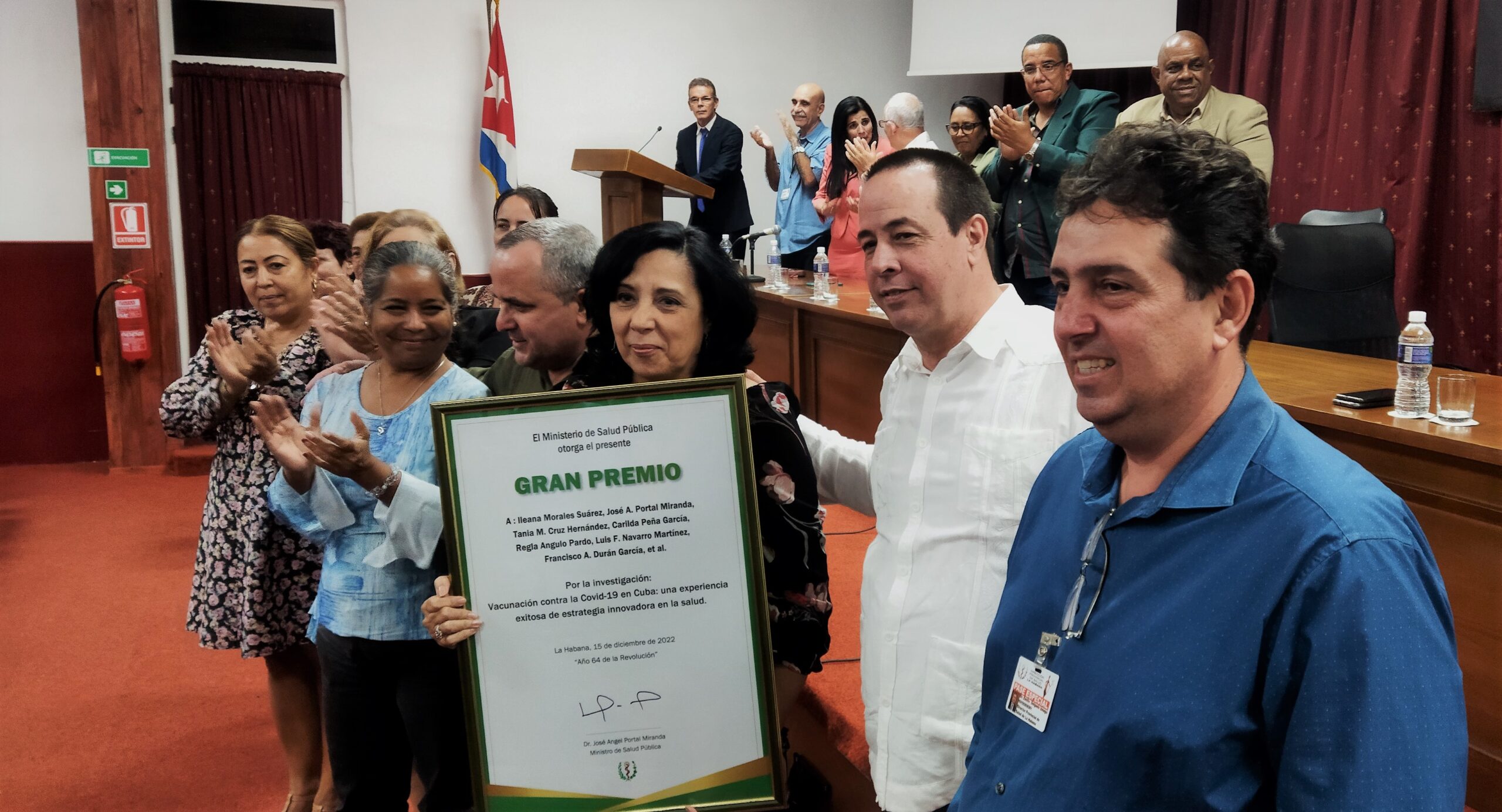 Gran Premio Anual de la Salud para investigación sobre vacunación contra la COVID-19 en Cuba