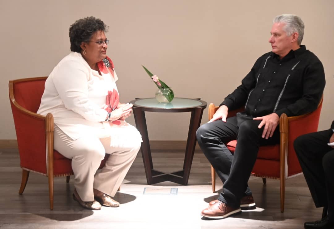 Sostiene Díaz-Canel encuentro con Primera Ministra de Barbados