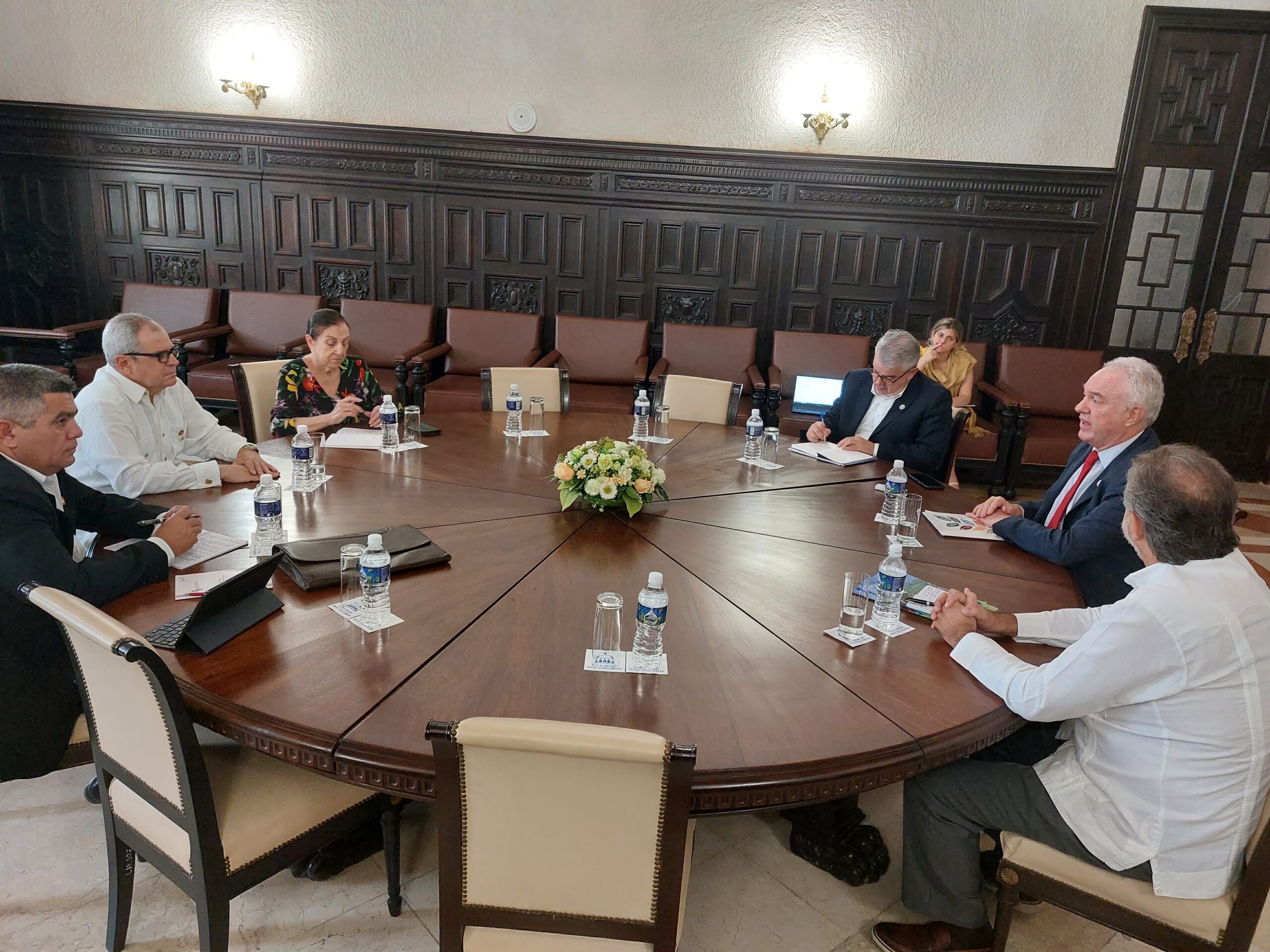 Abogan por fortalecer vínculos entre la FAO y Cuba desde la gestión parlamentaria