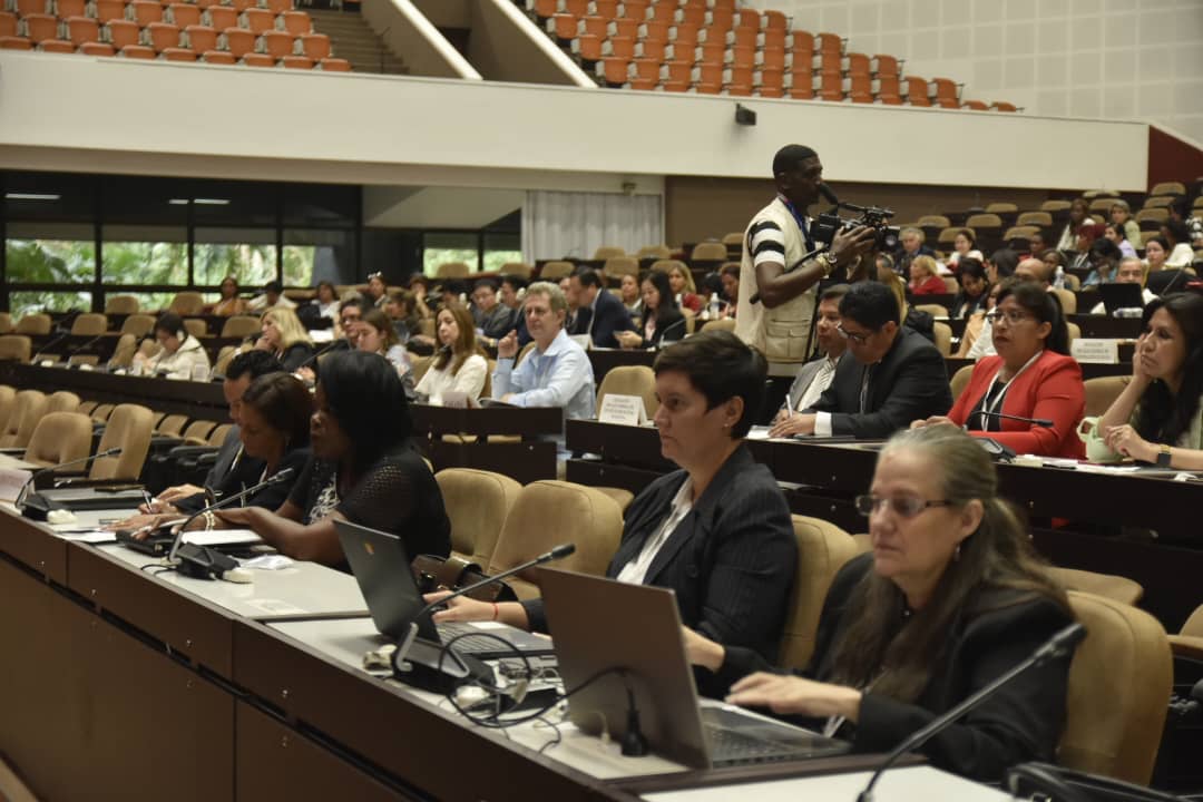 Debaten en La Habana sobre ciencias penales