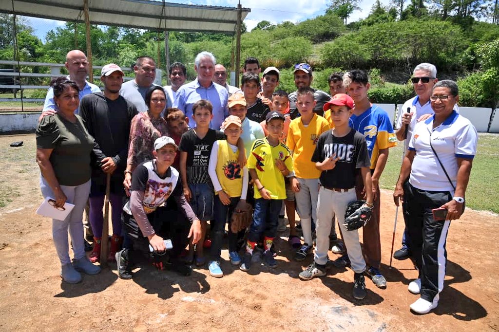 Reafirma Díaz-Canel en visita a Villa Clara que habrá celebraciones en todo el país este Primero de Mayo