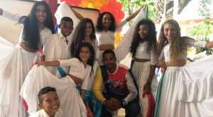 Tras fundar la Misión Cultura Corazón Adentro en el estado venezolano de Anzoátegui, el instructor de arte cubano Dayron Martínez Cordero cumple su segunda misión internacionalista en el territorio de Bolívar.