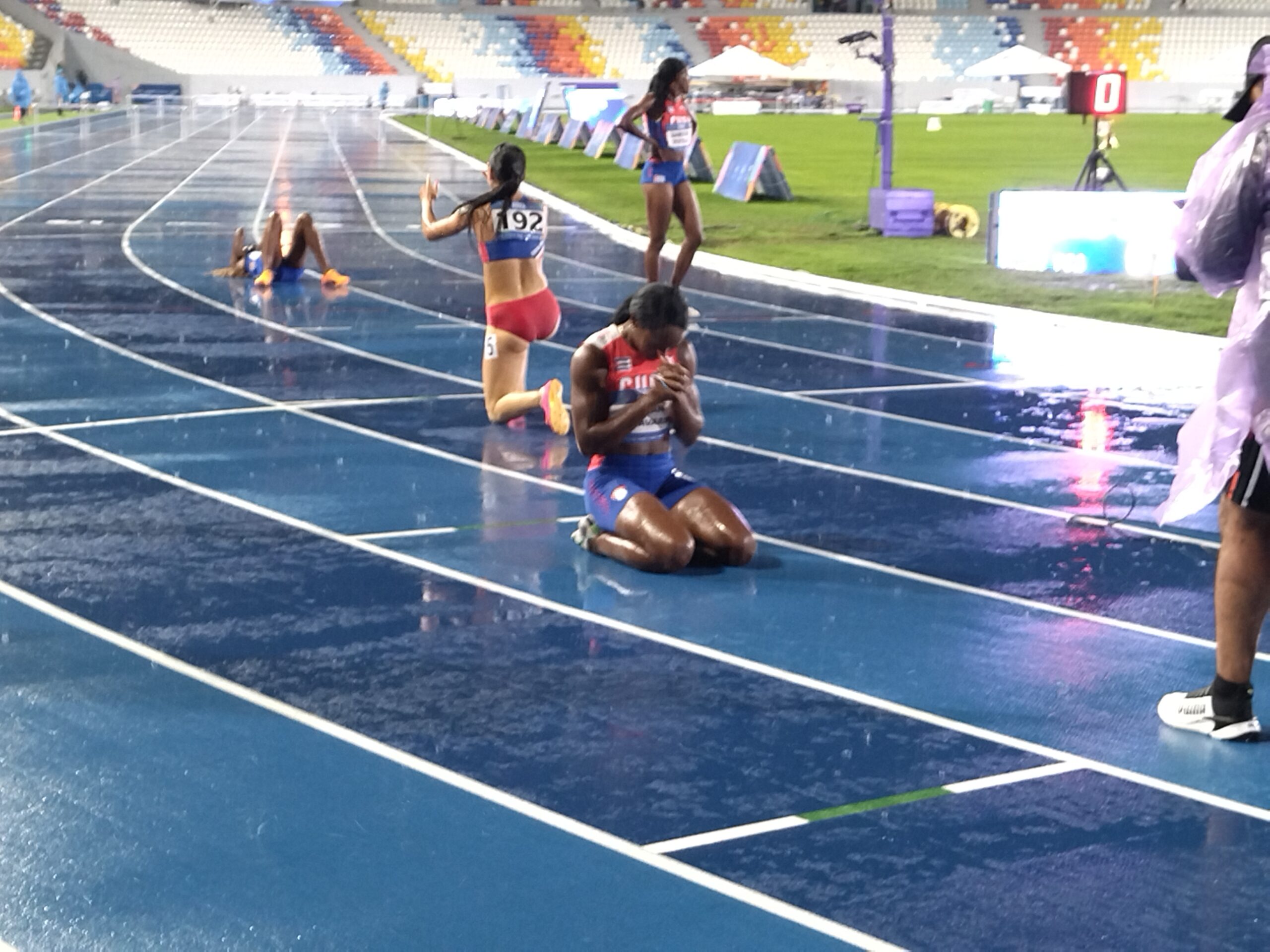 Primeras medallas de oro del atletismo cubano en San Salvador 2023