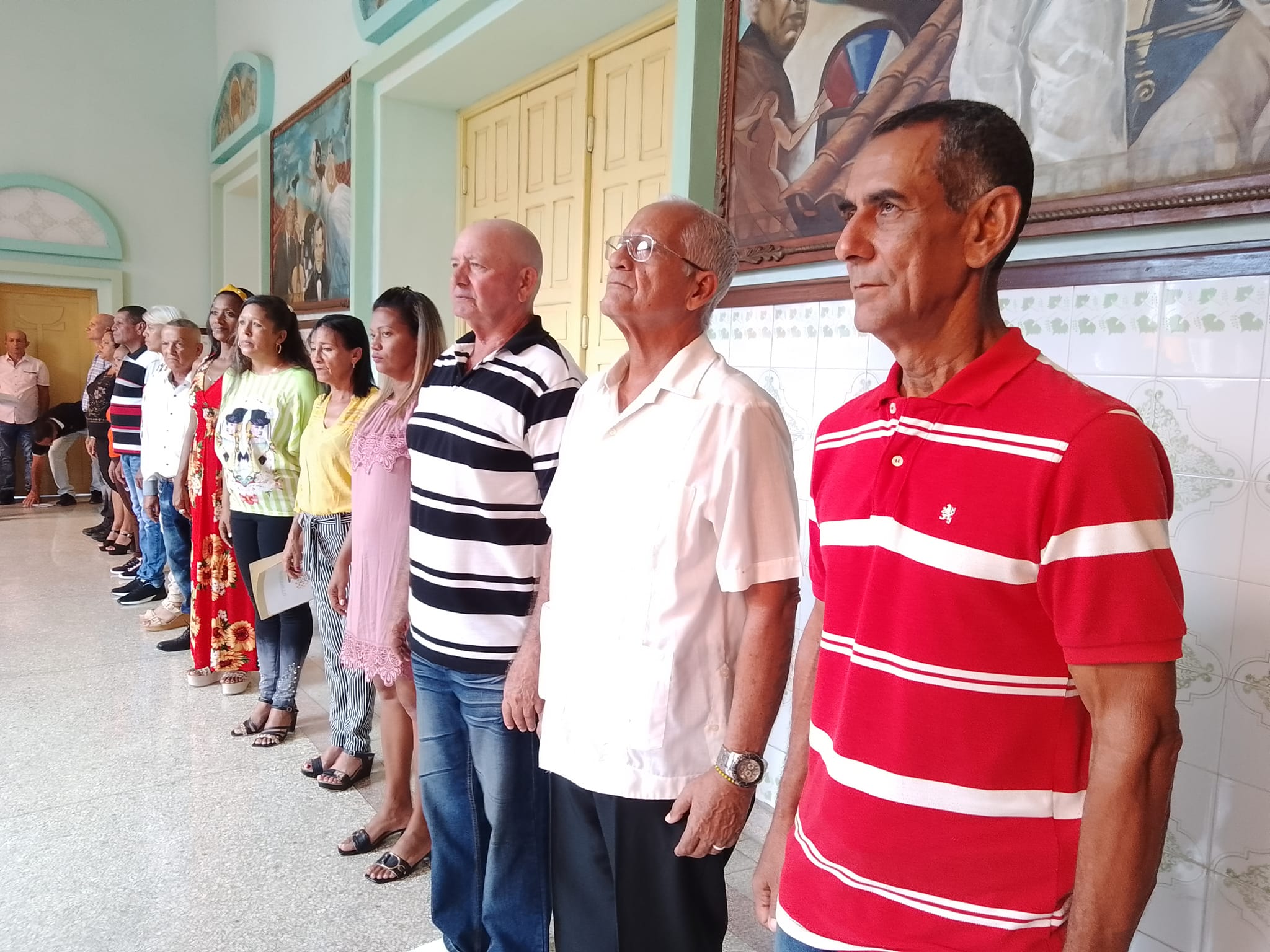 Condecoran a profesionales del deporte en Granma